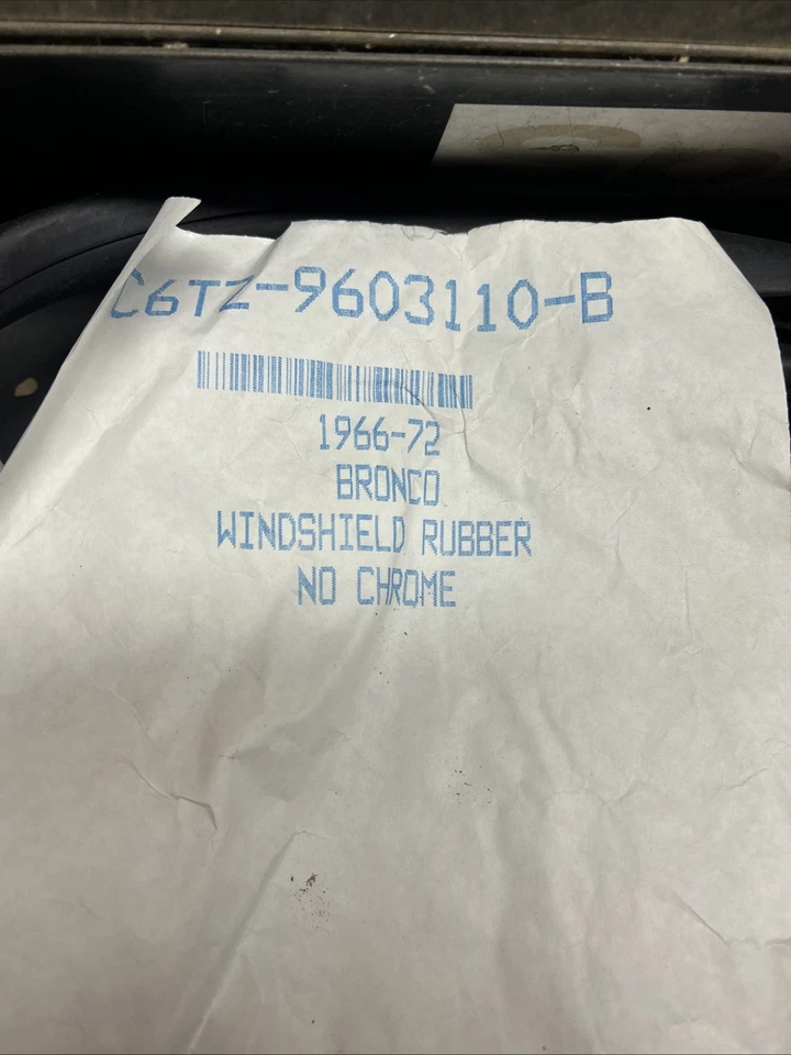 1966 1967 1968 1969 1970 1971 1972 FORD BRONCO WINDSHIELD RUBBER SEAL - Image 3 of 4