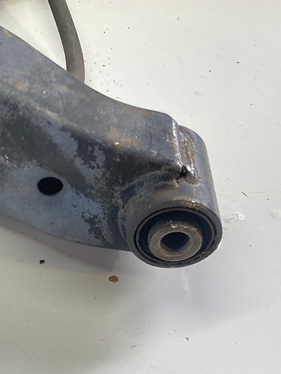 1984 - 89 NISSAN Z31 300ZX REAR RIGHT Spindle Knuckle