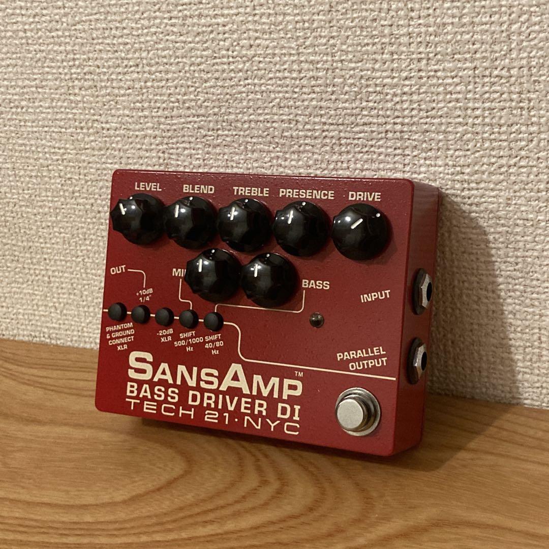 TECH21 SansAmp Bass Driver DI V2 Vermillion Red Overdrive Preamp 