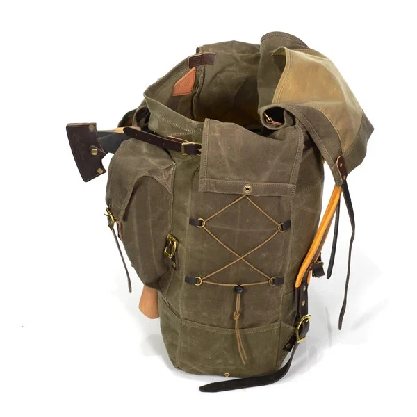 Frost River Isle Royale Bushcraft Waxed Canvas Pack