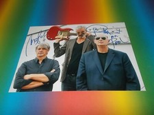 Triggerfinger - I Follow Rivers  signed signiert Autogramm 20x29 Foto in person
