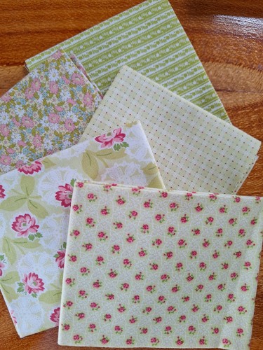 Moda Ambleside (similar to Grace) by Brenda Riddle OOP 18 FQ shabby chic - Picture 3 of 6
