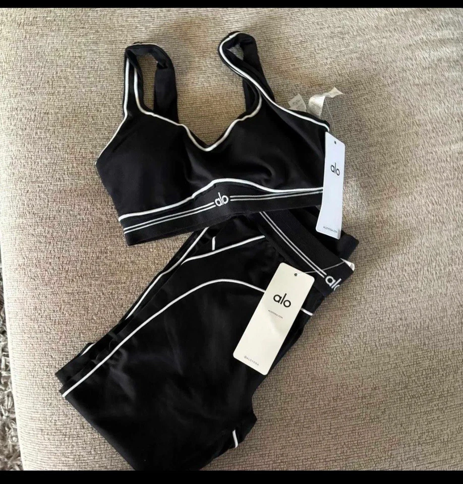 Alo Yoga Set Size S Black Brand New Never Worn, Perfect Activewear for Summer - Image 2 of 3