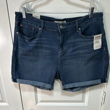 Levi Signature Women's Size 18/W34 Blue Denim Cuffed Shorts