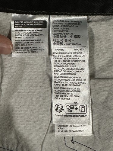Levi’s, Levi’s x Barbie Ferreira 90’s 501 Jeans, Size 18W, New With Tags - Picture 9 of 11