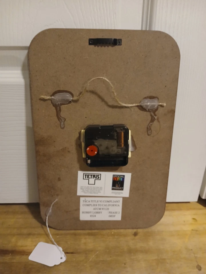 7.5"X11" Nintendo Game Boy 90s Vintage Old School Mario Tetris Wall Clock - Image 2 of 2