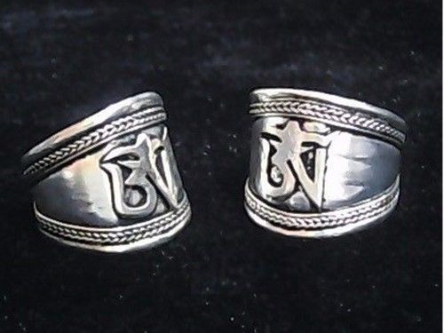 2PCS -- Wide Vintage Adjustable Tibetan Carved Mantra OM Weaving Amulet Ring
