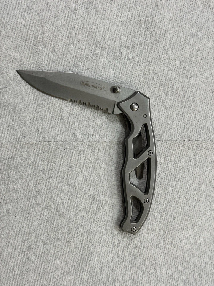  Cuchillo Plegable Sheffield En Buen Estado Con Hoja Sentada Foto 3 de 4