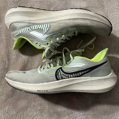 Nike Air Zoom Pegasus 39- Size 9.5