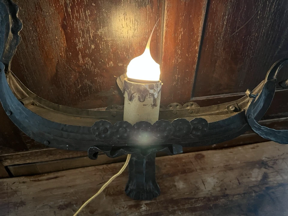 Aplique de pared dragón estilo gótico hierro fundido raro muy temprano luz 16” X 18” Foto 2 de 4