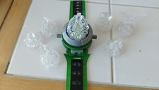 Omnitrix Ben 10 Bandai Watch 2008 Crystals Aliens Light Sounds Figure Ten Watch