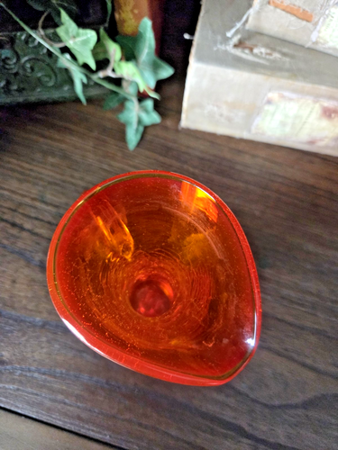 Vintage Rainbow Glass Amberina Pitcher w/ Handle – 4.75" Crackle Hand Blown - Picture 11 of 11