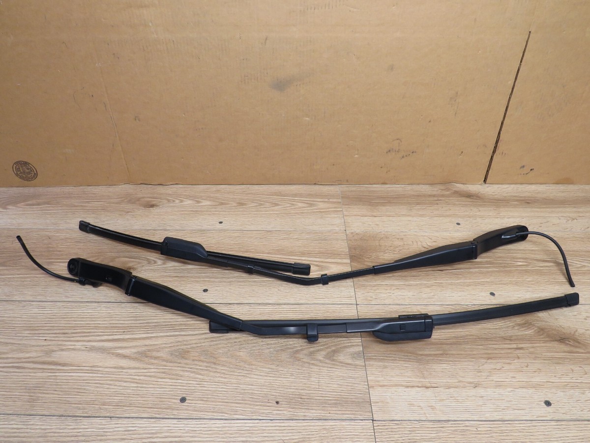 2022-2023 HONDA CIVIC LEFT AND RIGHT WINDSHIELD WIPER ARMS PAIR