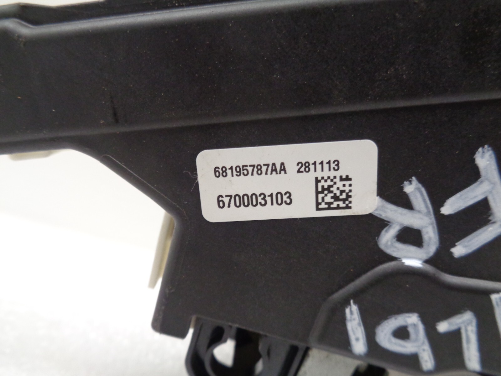 14-17 Maserati Ghibli Front Right Side Door Lock Latch Actuator OEM AK2308243