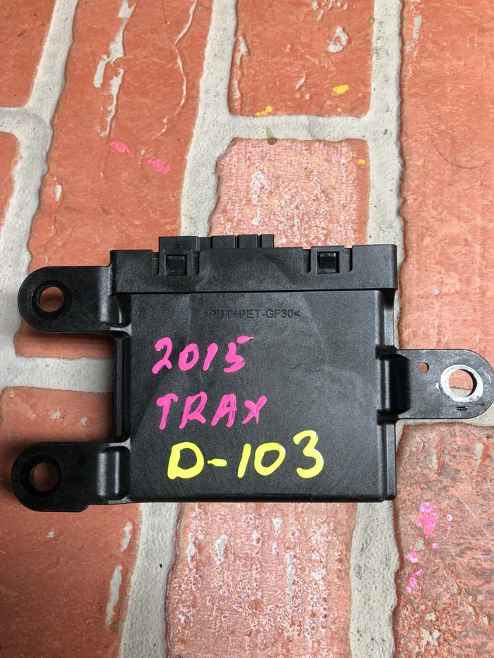 Chevrolet Trax 2015-2016 estacionamiento asistencia de respaldo módulo de control informático OEM Foto 3 de 4