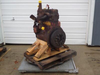 Engine Complete Non Running Core International C242 ESN:221346 BCN: 6722-DJ