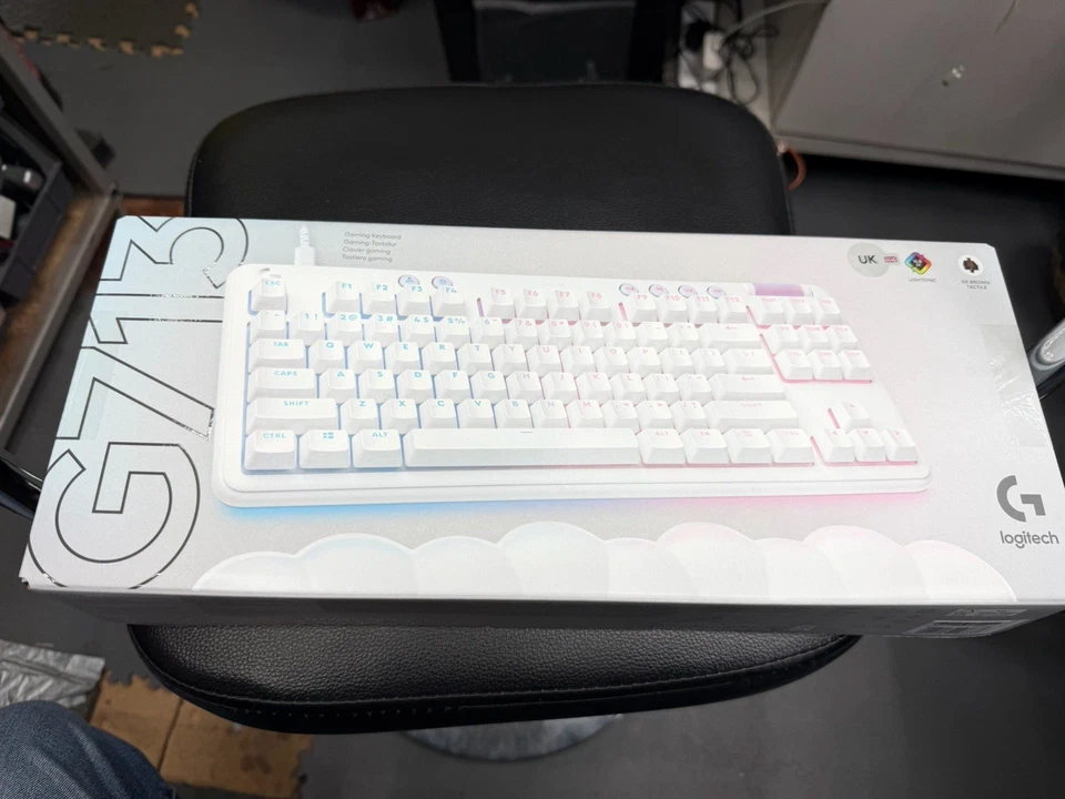 Logitech G G713 Wired Mechanical Gaming Keyboard with LIGHTSYNC RGB Lighting New - Image 2 of 4