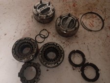 1980-1996 Ford F150 Bronco Dana 44 Front Hubs Mile Marker Aftermarket Used