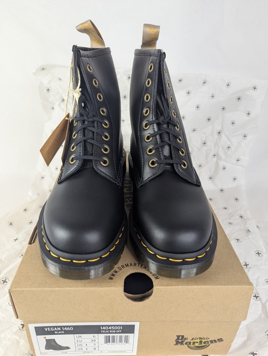 Dr Doc Marten Black Lace Up Black Ankle Biker combat Boots  display picture 2