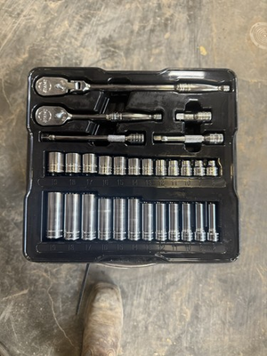 #ad Snapon Chrome 3 8 Drive Ratchet Deep shallow Socket Starter Set Unused $590.00