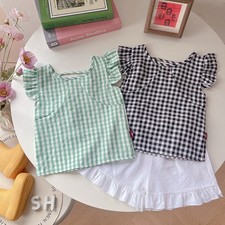 Two piece set of plaid sleeveless shorts