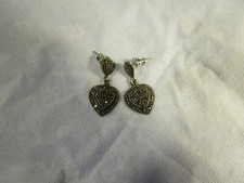 LOVELY  SOLID STERLING SILVER  DANGLE HEART SHAPED EARRINGS  QUALITY 