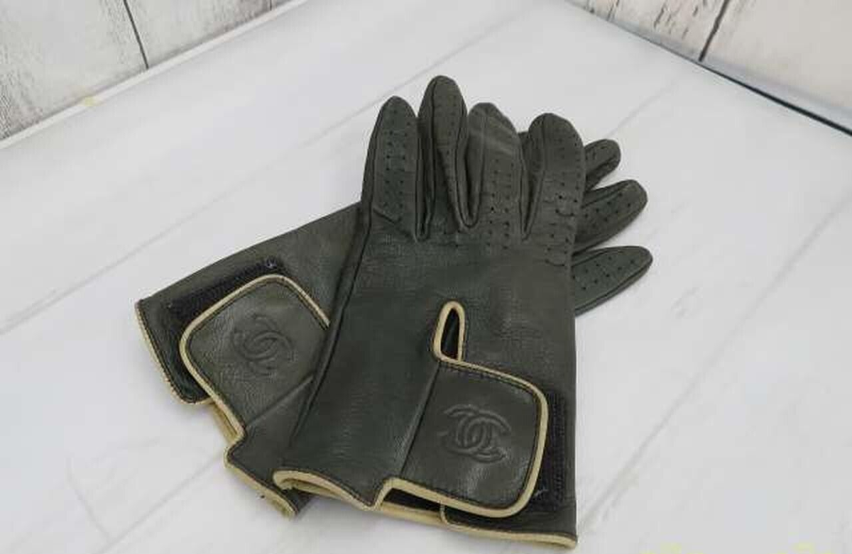 Authentic Chanel Perforated Leather Gloves Black Color CoCo Mark