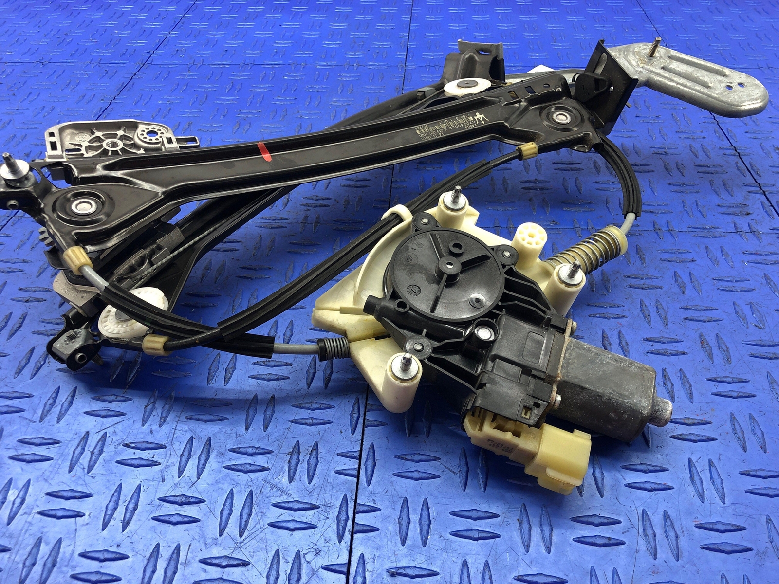 2014 - 2019 MASERATI GHIBLI M157 REAR RIGHT REAR DOOR WINDOW REGULATOR W/MOTOR