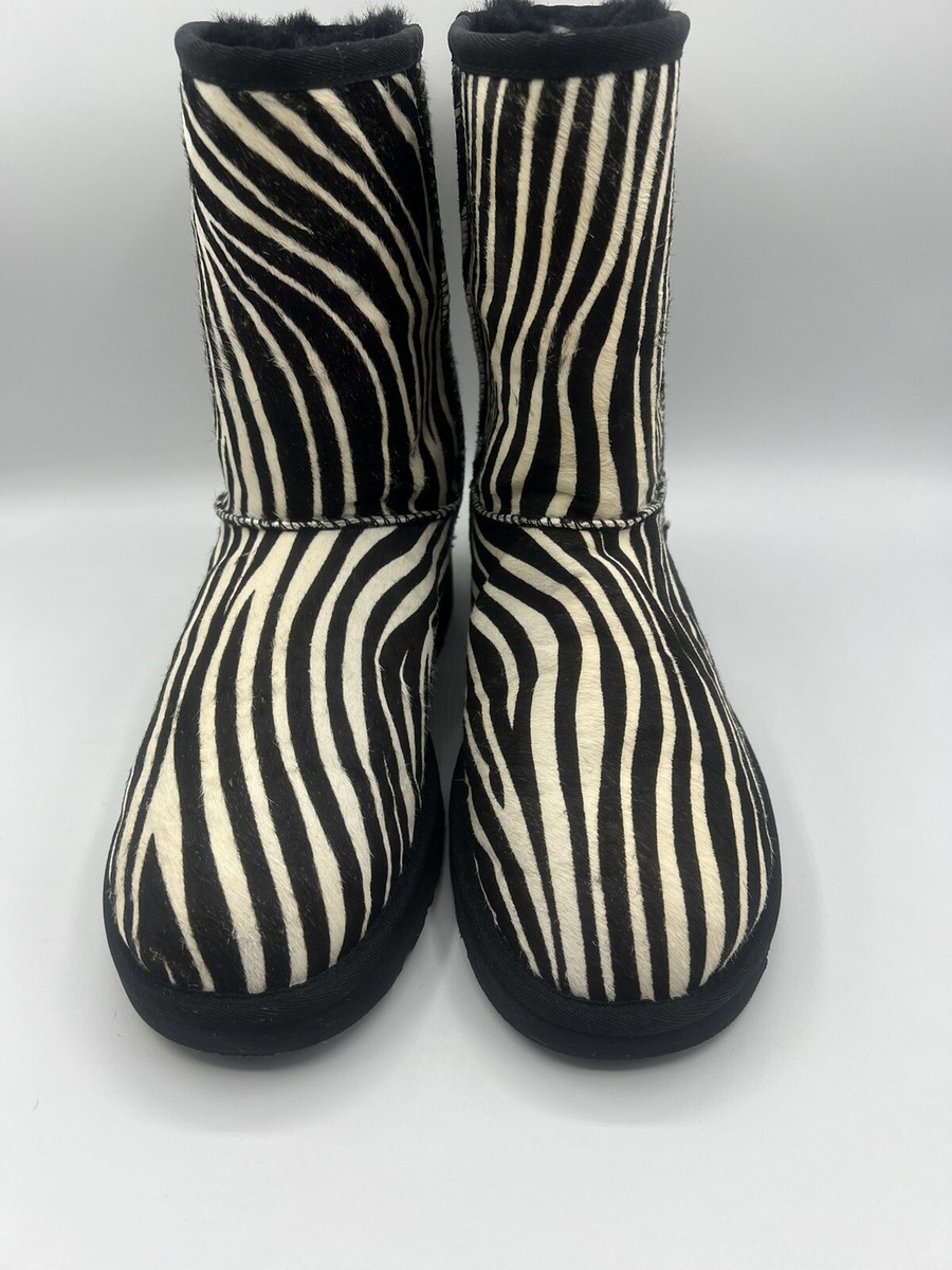 UGG AUSTRALIA CLASSIC SHORT EXOTIC ZEBRA BOOTS Size 9 WOMENS UGG AUSTRALIA CLASSIC SHORT EXOTIC ZEBRA BOOTS Size 9 WOMENS