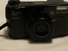 OLYMPUS ACCURA ZOOM 80 35MM CAMERA W/CASE