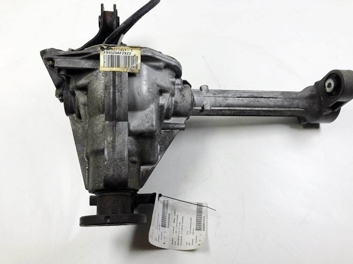 2008-2012 Jeep Liberty Front Axle Differential Carrier 3.73