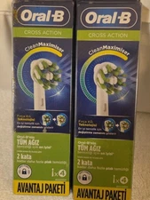 Oral-B Cross Action CleanMaximiser Replacement Heads 8 pk 