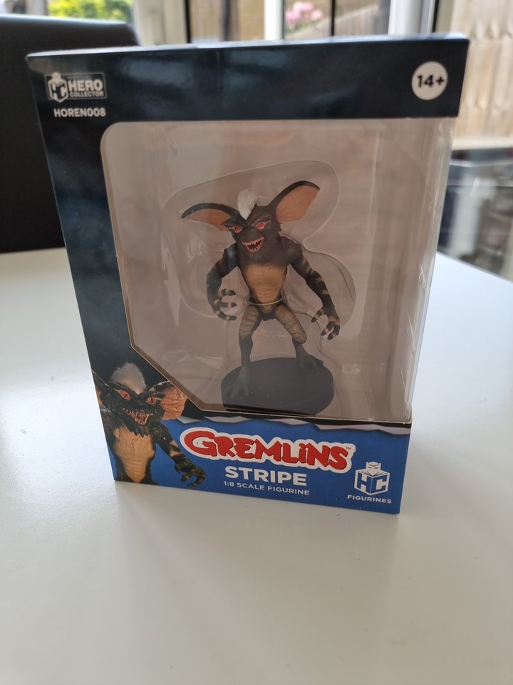 Buy The Official Star Trek Online Starships Collection