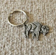 Metal Buffalo Keychain Silver Tone 1"