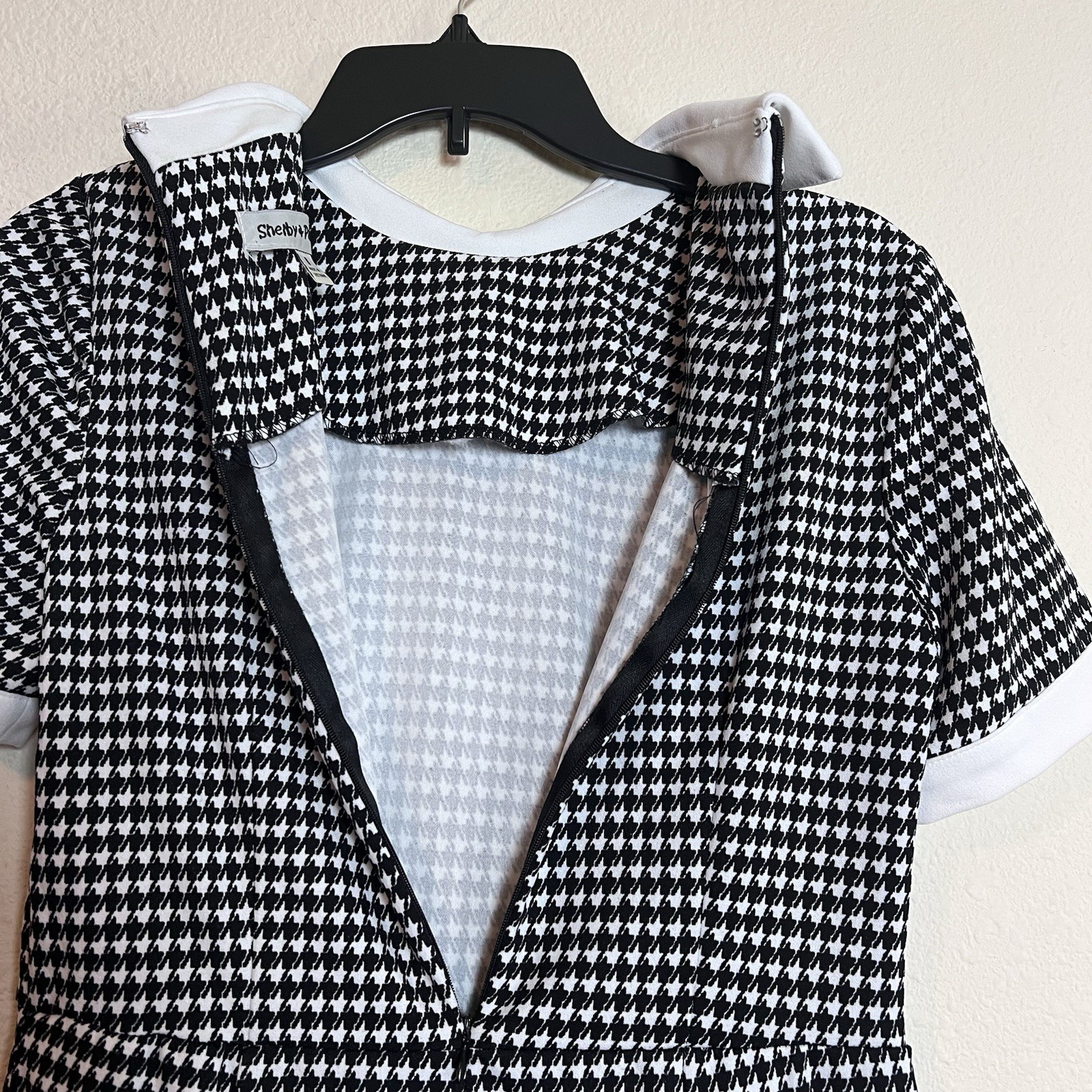 Shelby & Palmer Houndstooth Dress Women’s 8 Short Sleeve Double Breasted Stylish