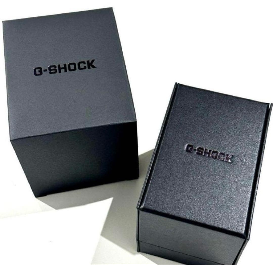 G SHOCK GM 2110D 2AJF Watch Timepiece Metal Band Silver Dial Blue image 2