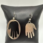 VTG UNUSUAL UNIQUE STERLING SILVER HAND DANGLE DROP EARRINGS. 4.8 GRAMS. — photo 3