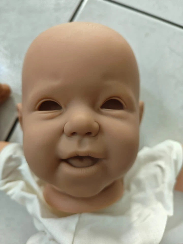 kit bébé reborn d'antonio Juan neuf - Photo 2/3