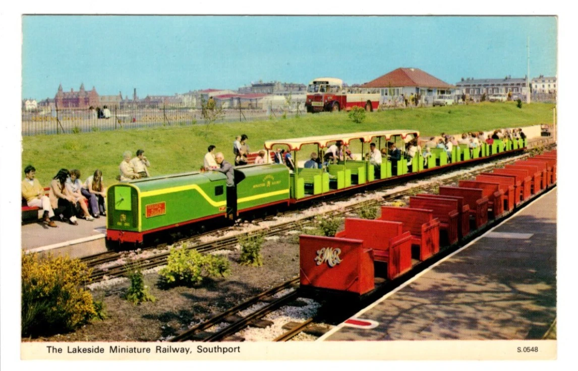 Carte Postale Ancienne - Ainsdale Lido, Southport - Voitures Anciennes - Lancashire, Angleterre