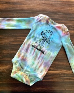 tie dye baby sleeper