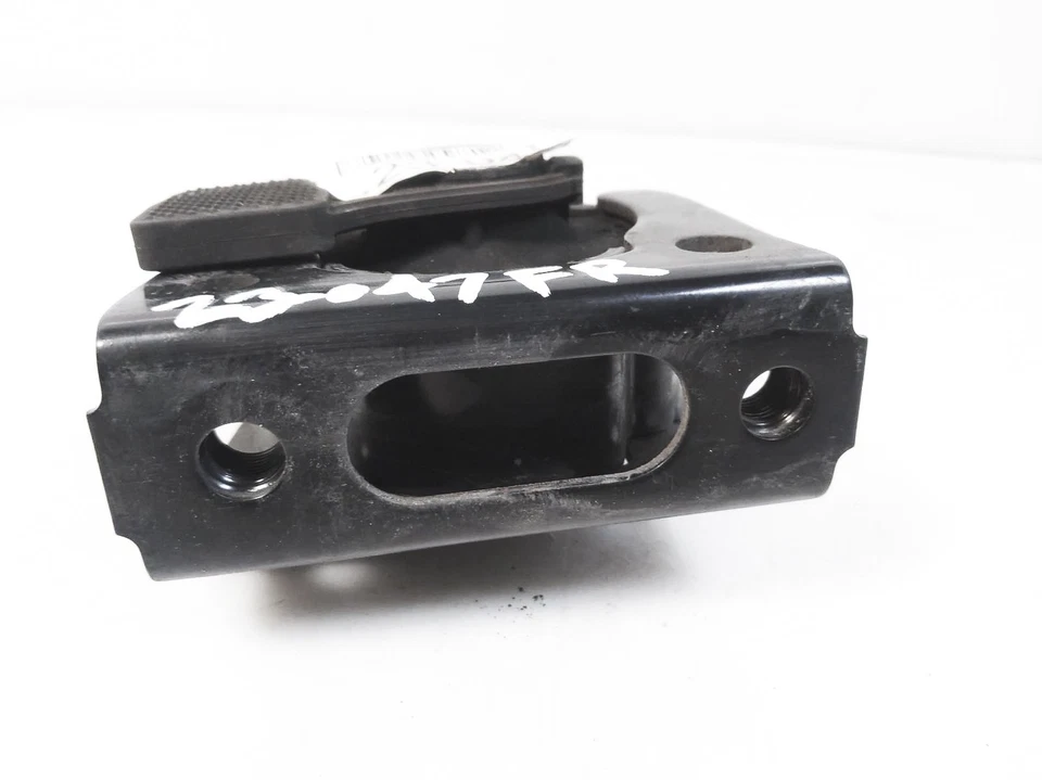Toyota Prius V 2012-2014 montaje motor delantero 12361-37090 Foto 2 de 4