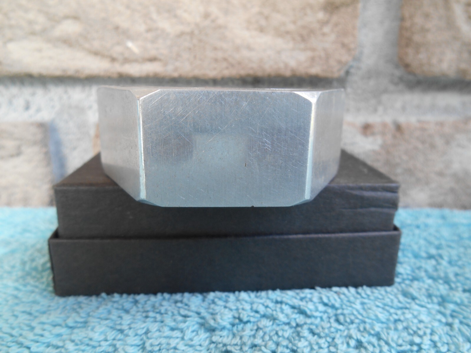 VINTAGE HEAVY ALUMINUM BLOCK HEXAGON TABLE LIGHTER.  2-13/16" Tall. WORKS!