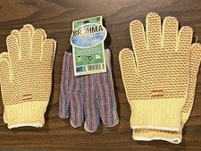 Work Glove Lot &ndash; Brahma Leather Palm (New) & 2 Wells Lamont Grip Gloves &ndash; Men&rsquo;s