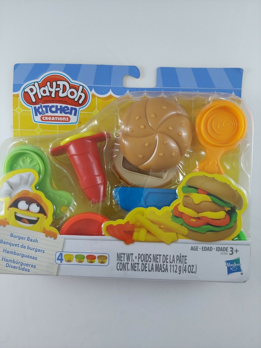 Play-Doh Kitchen Creations Burger Bash with Cans of Compounds