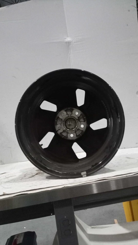 2023 KIA NIRO OEM Wheel Green 16x6.5 18000 Miles Genuine Used Part - Image 2 of 4