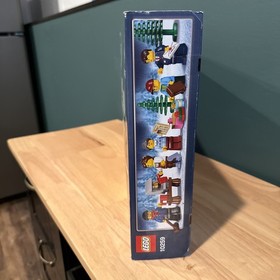 LEGO Creator Expert: Winter Village Station (10259) New In Box