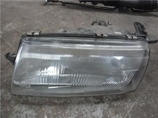 Feu avant (phare) BMW 1502