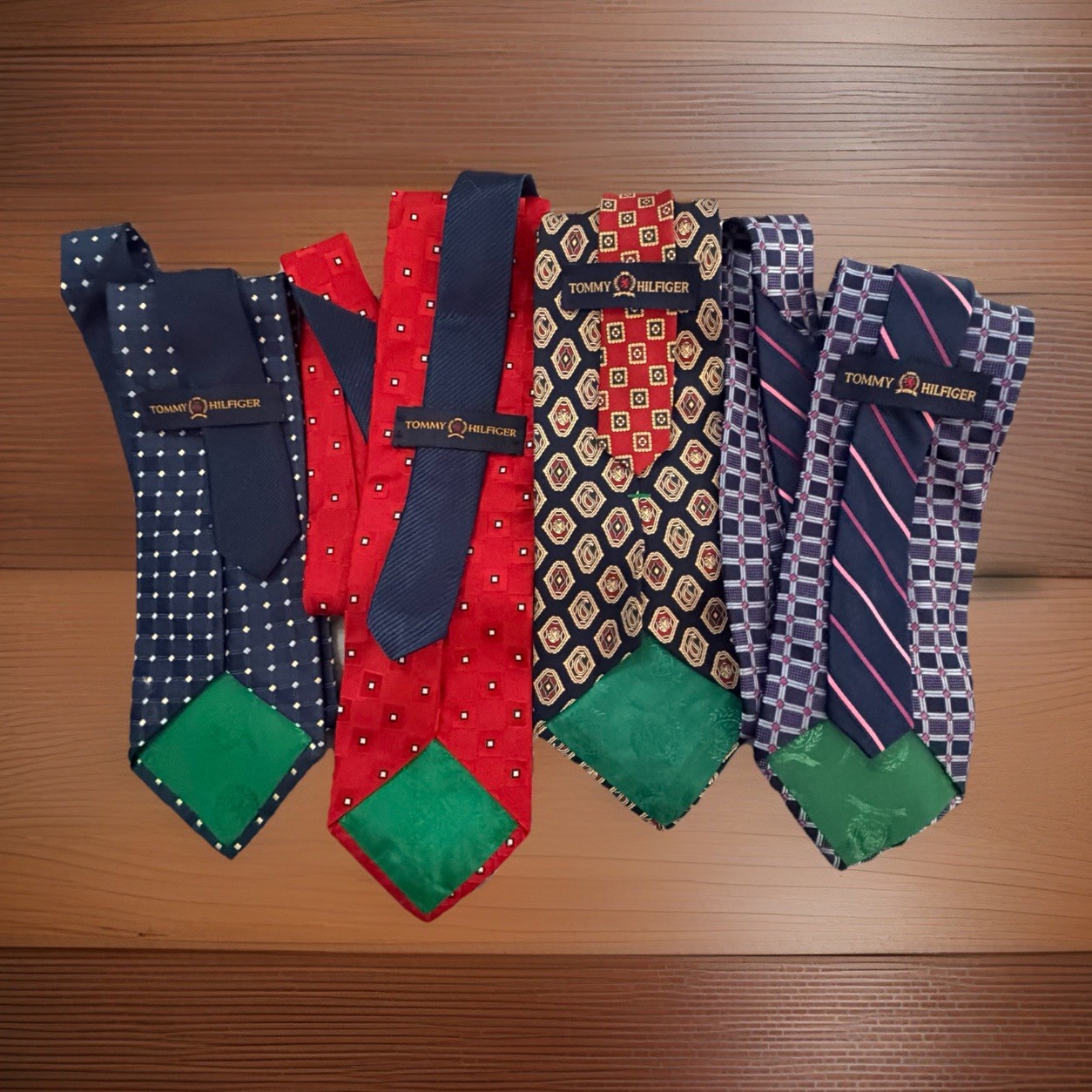 Tommy Hilfiger Lot of 4 Vintage 100% Silk Preppy Classic Print Neck Ties