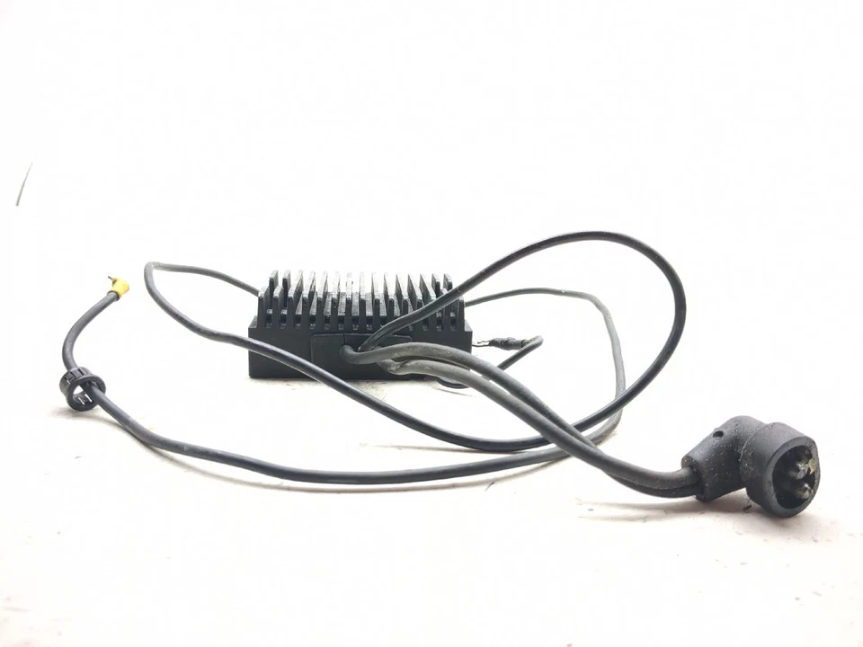 Rectificador regulador de voltaje bajo 93-99 Harley Davidson FXDL Dyna Foto 2 de 4