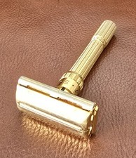 Vintage 1961 Gillette Aristocrat Gold Slim Adjustable Safety Razor (Code G4)